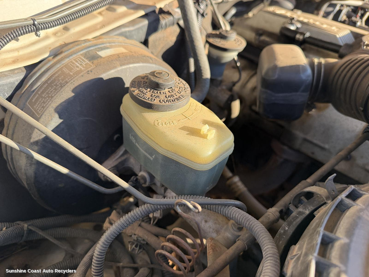 1998-2007 Toyota Landcruiser Master Cylinder