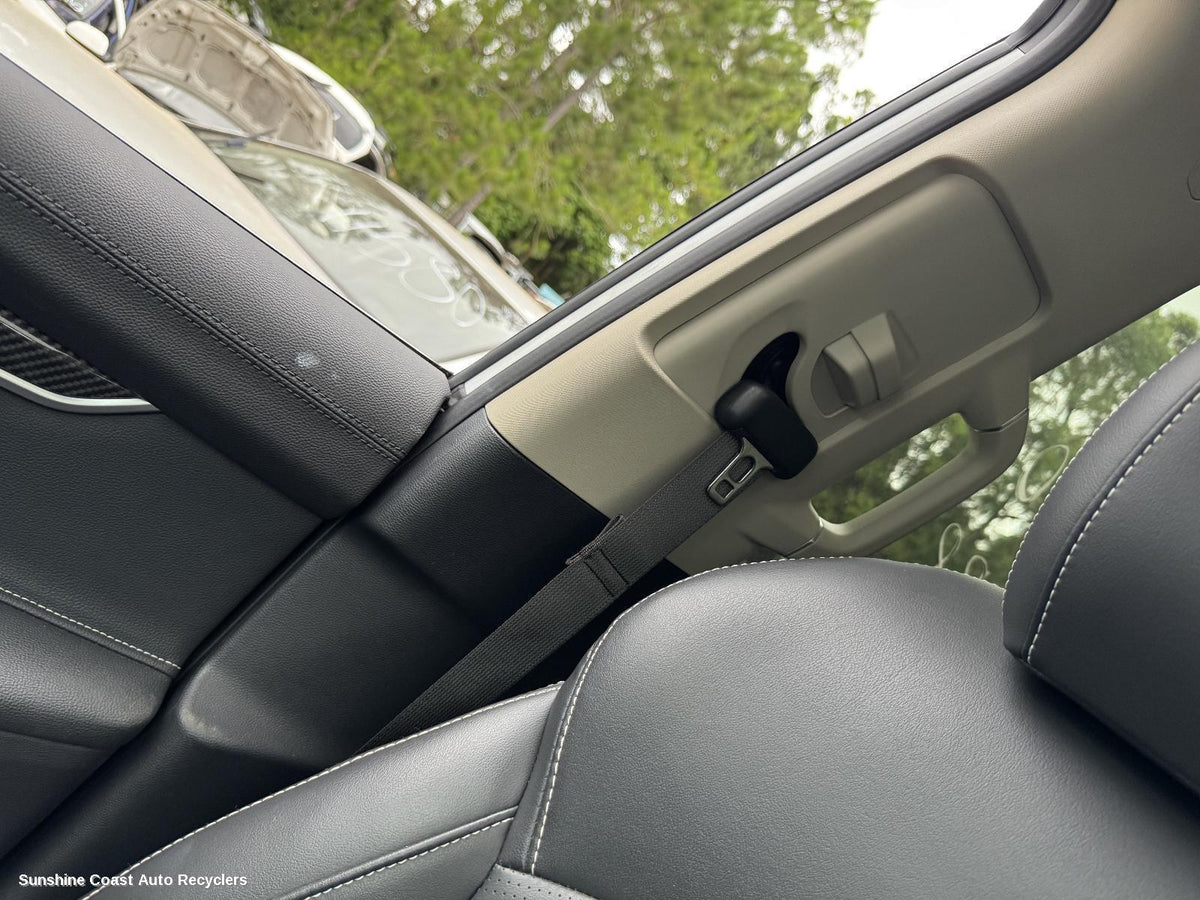 2017-2024 Ldv D90 Seatbelt Stalk
