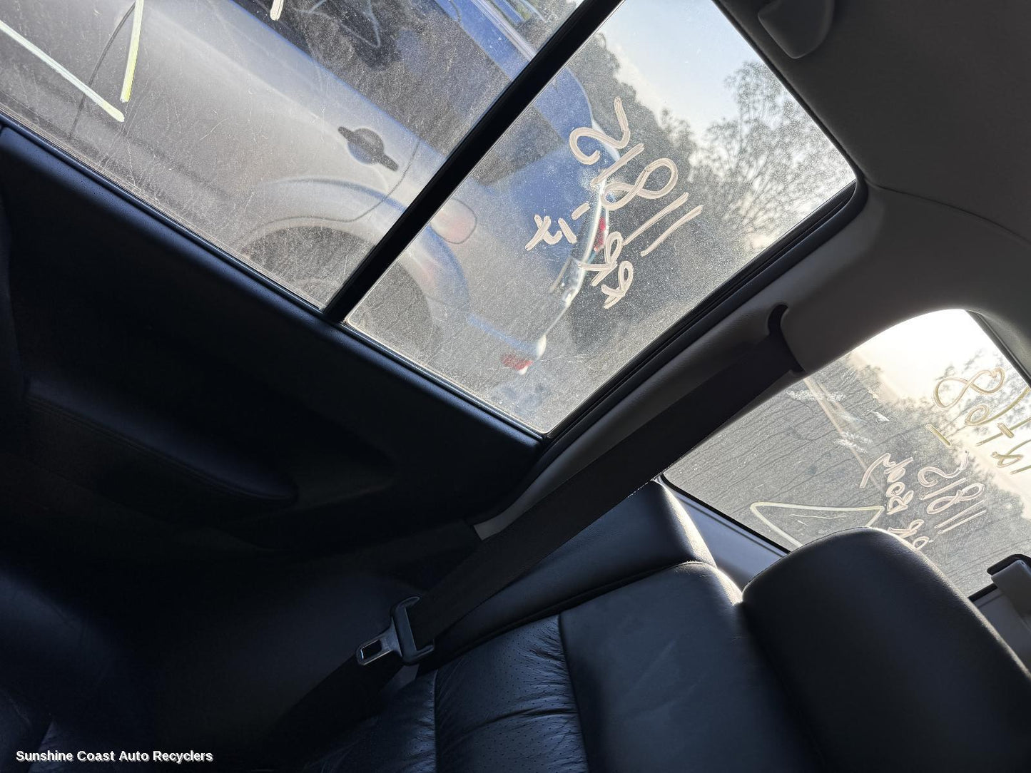 2002 Mitsubishi Pajero Seatbelt Stalk
