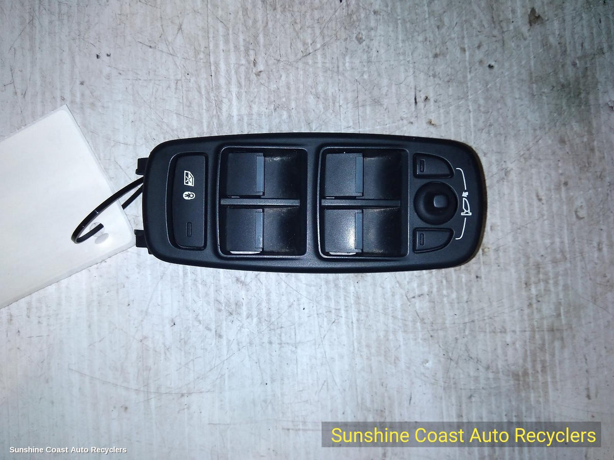 2015-2022 Jaguar Xe Pwr Dr Wind Switch