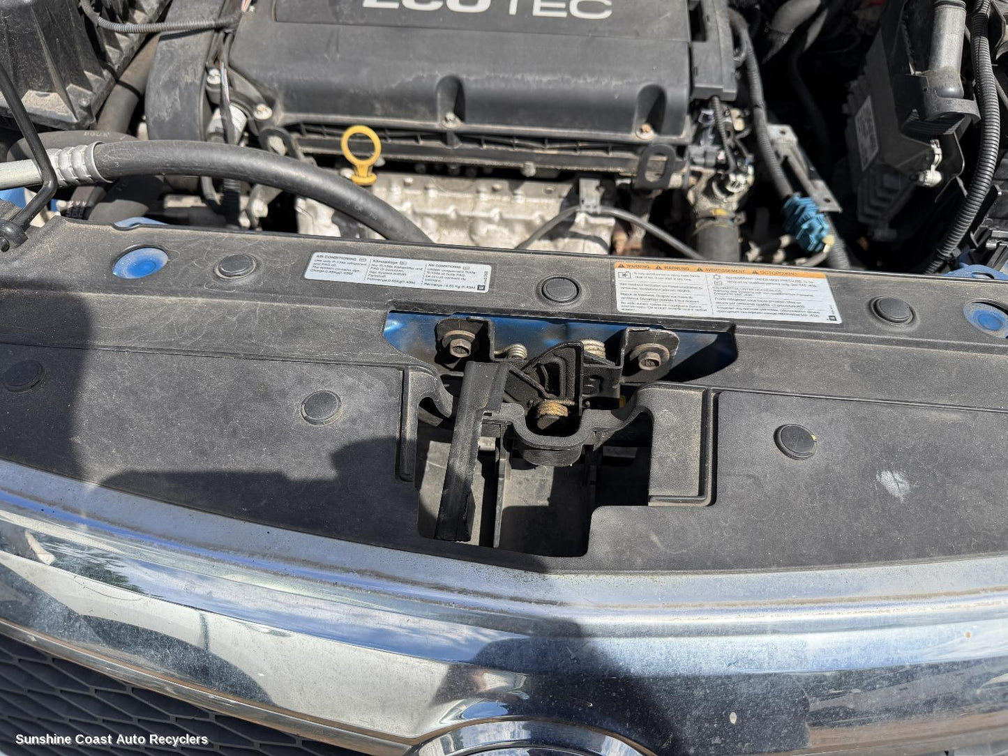 2011-2017 Holden Cruze Bonnet Lock Support