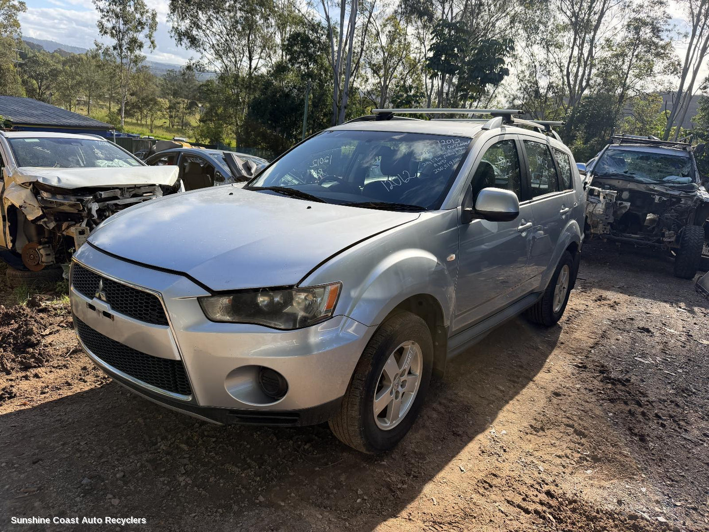 2009-2012 Mitsubishi Outlander Clock