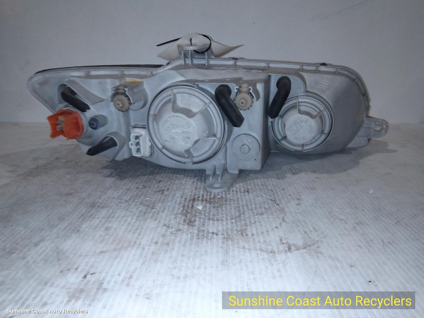 2004-2007 Holden Commodore Left Headlamp
