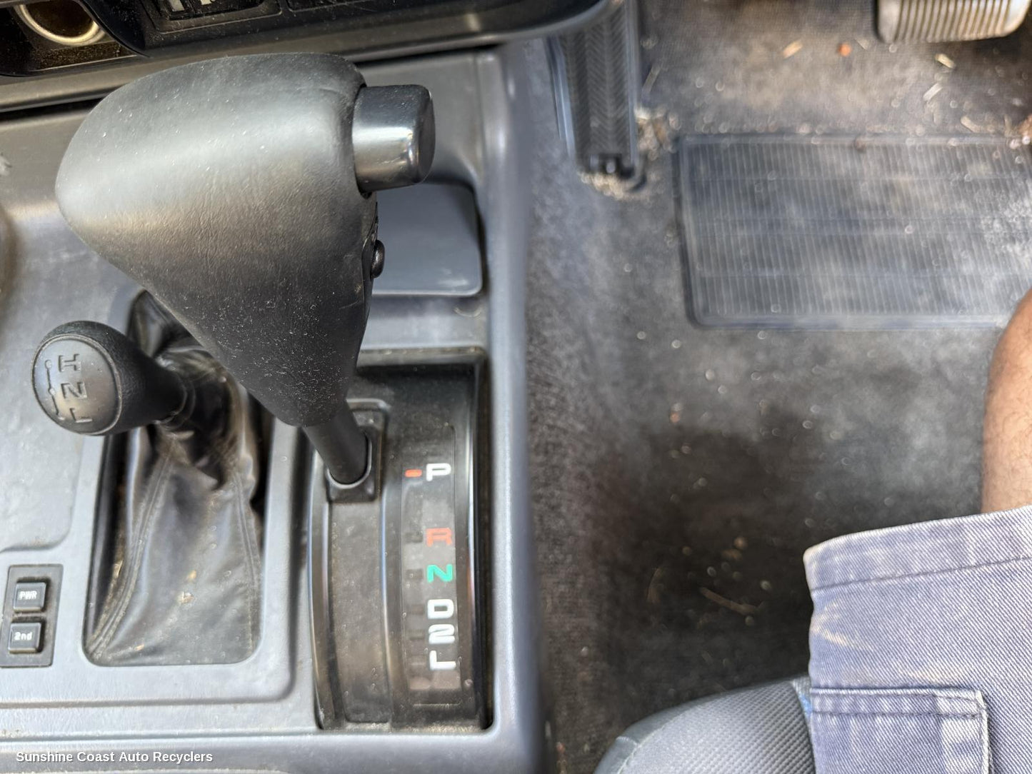 1990-1998 Toyota Landcruiser Gear Stick Shifter