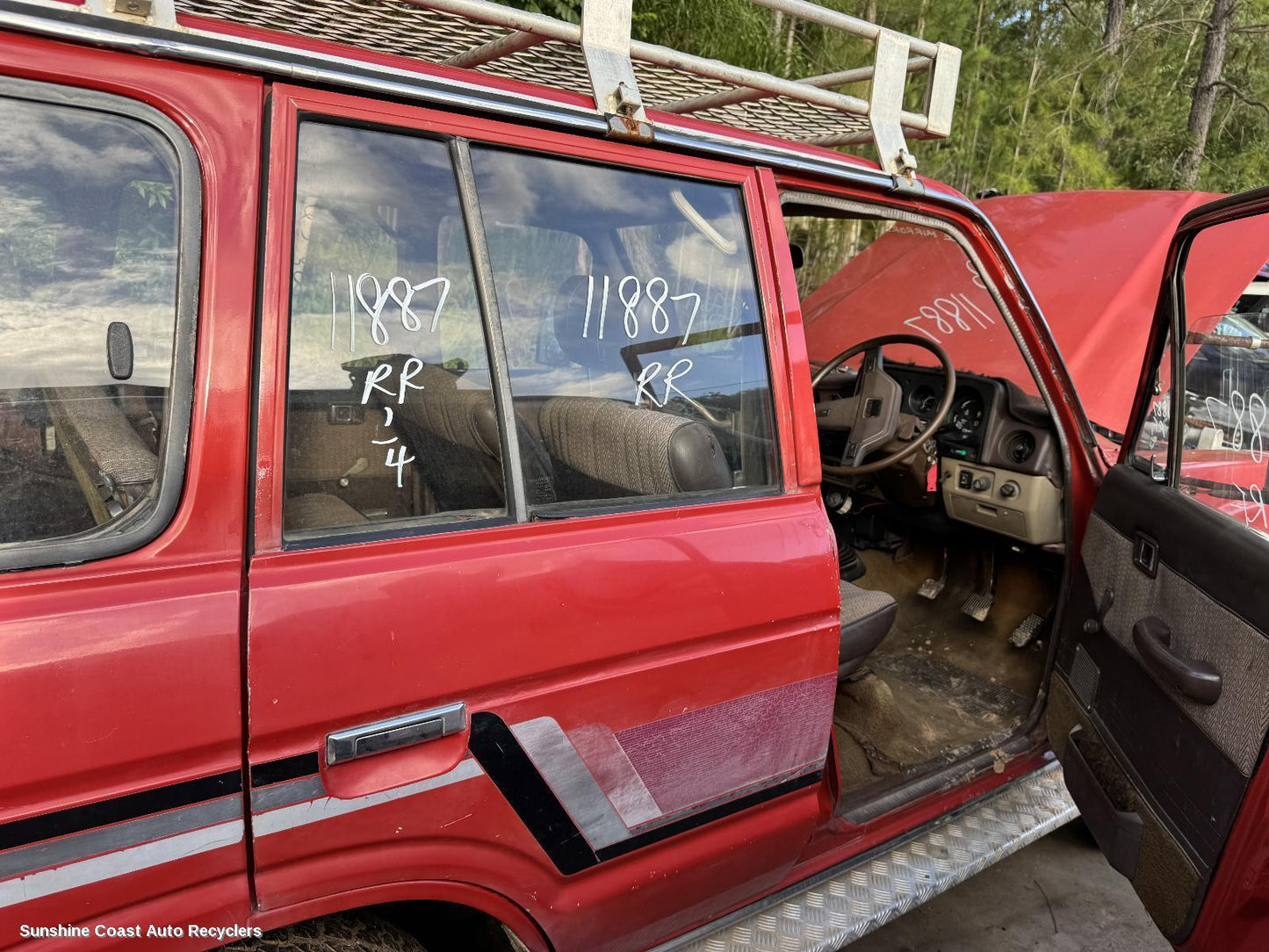 1984 Toyota Landcruiser Right Rear 1 4 Door Glass