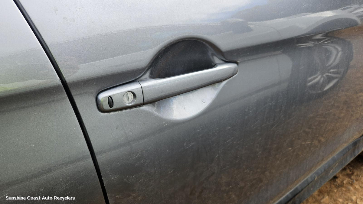 2010-2024 Mitsubishi Asx Door Handle