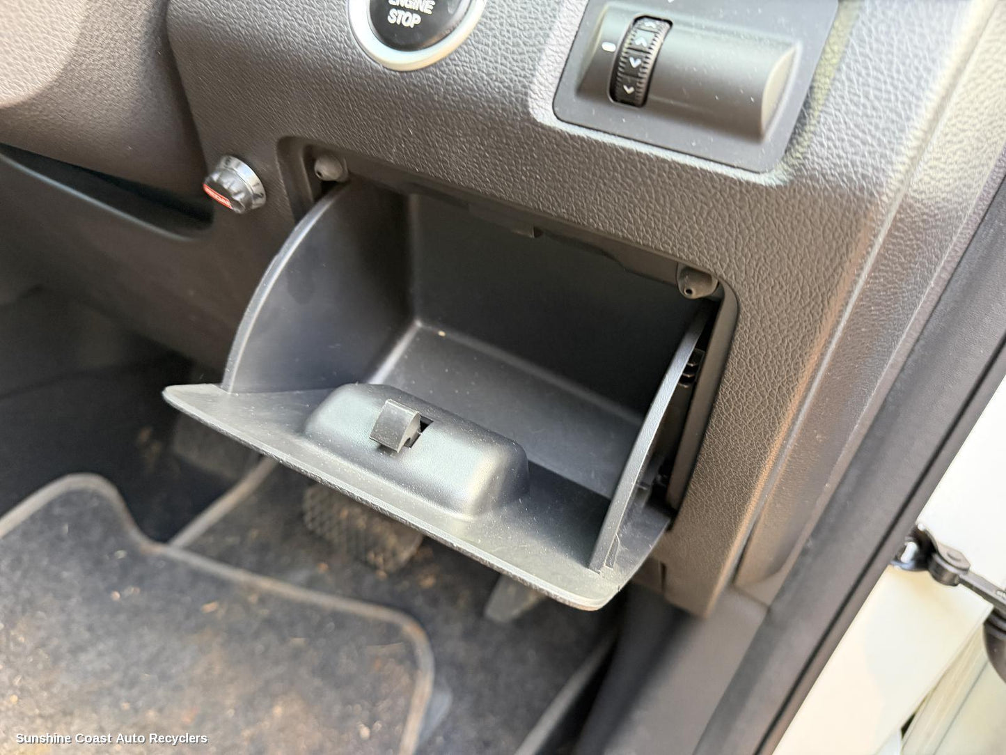 2017-2026 Ldv T60 Glove Box