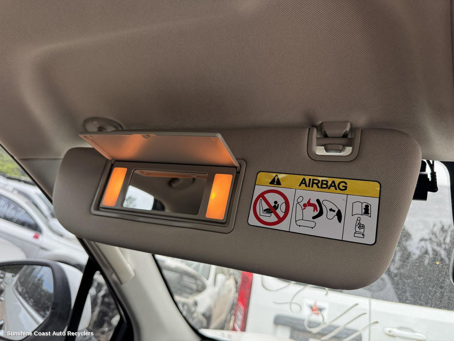 2022 Ldv D90 Sunvisor