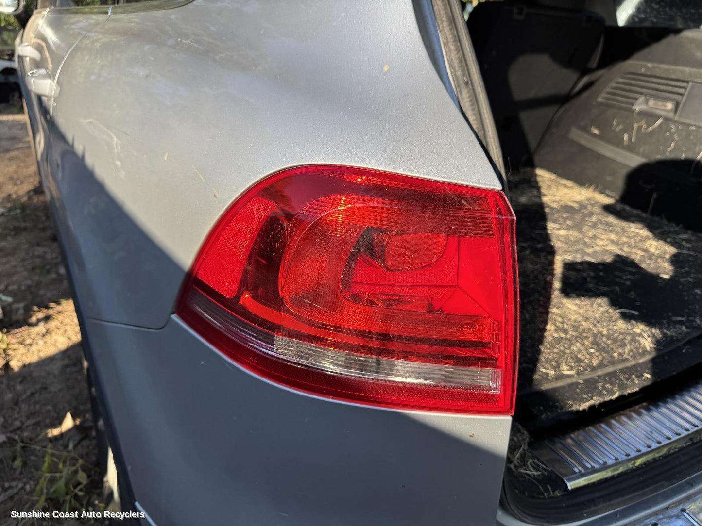 2010-2018 Volkswagen Touareg Left Taillight