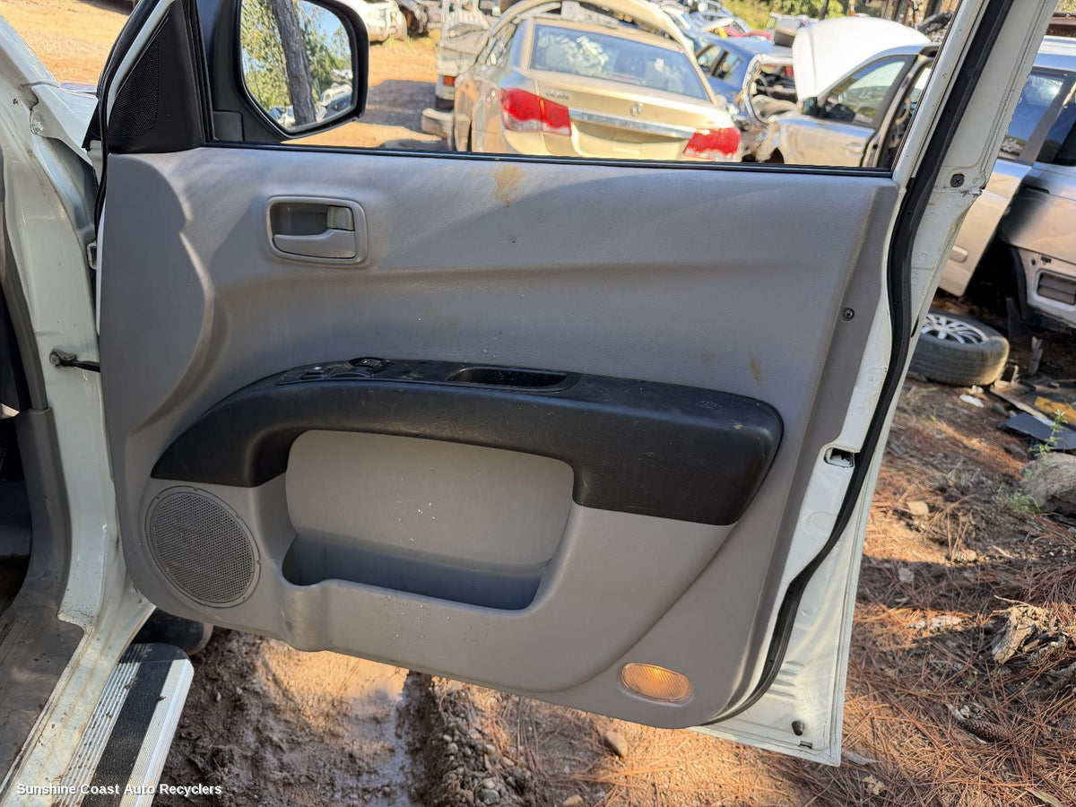 2006-2015 Mitsubishi Triton Pwr Dr Wind Switch