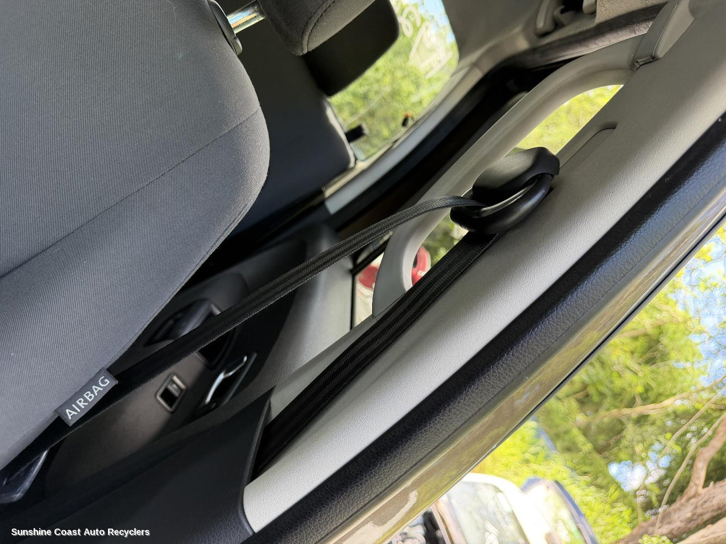 2010-2022 Volkswagen Amarok Seatbelt Stalk