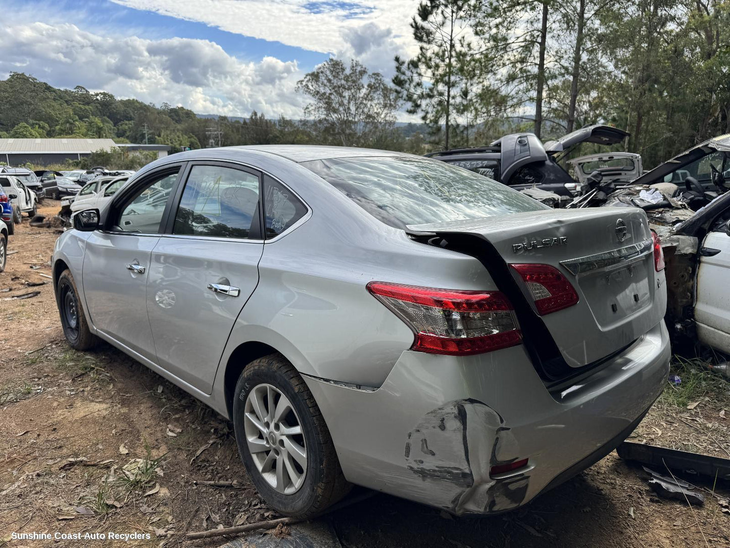 2012-2017 Nissan Pulsar Right Guard