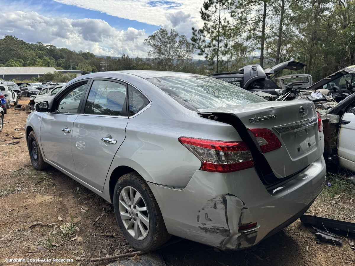 2012-2017 Nissan Pulsar Right Guard