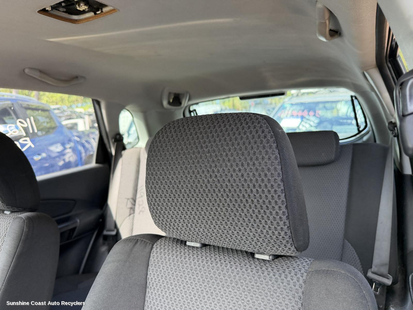 2004-2010 Hyundai Tucson Headrest