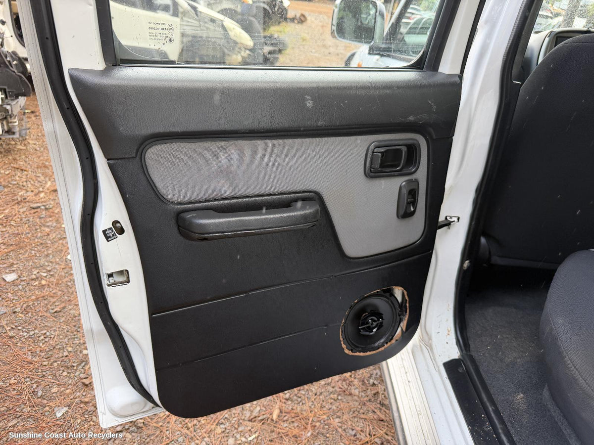 1997-2015 Nissan Navara Door Boot Gate Lock
