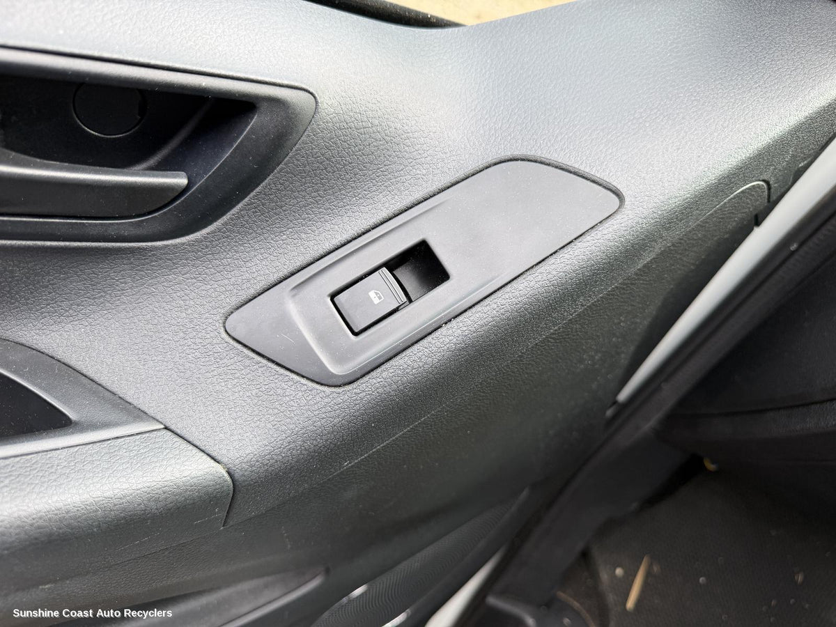 2015-2025 Ldv G10 Pwr Dr Wind Switch