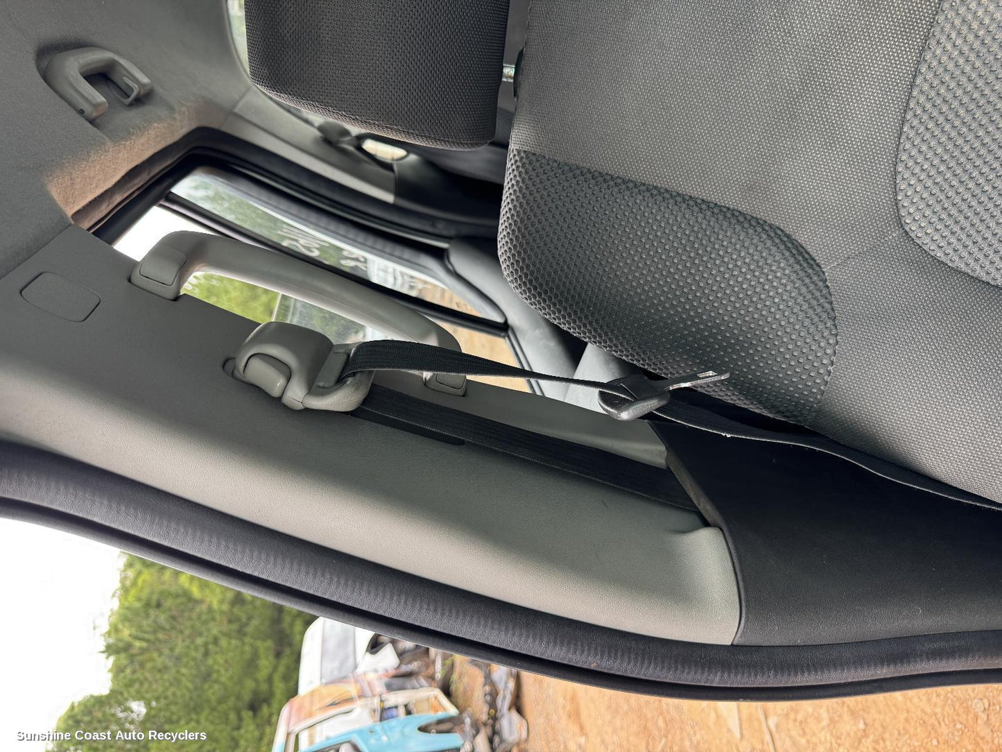 2009 Nissan Navara Seatbelt Stalk