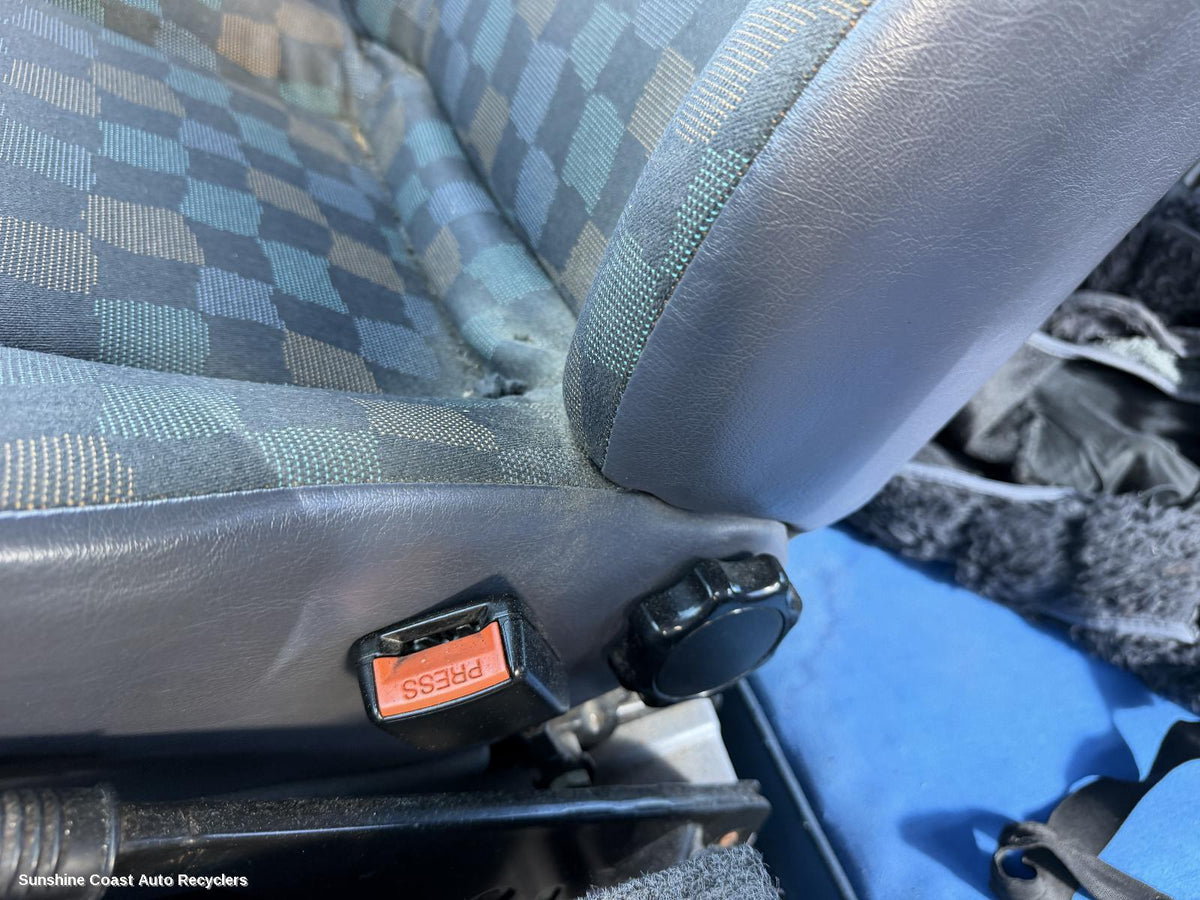 1998-2004 Mercedes Vito Seatbelt Stalk