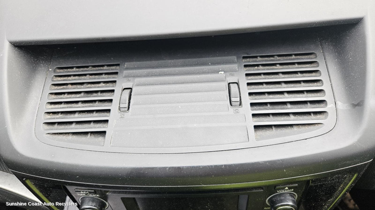2009-2014 Subaru Liberty Misc