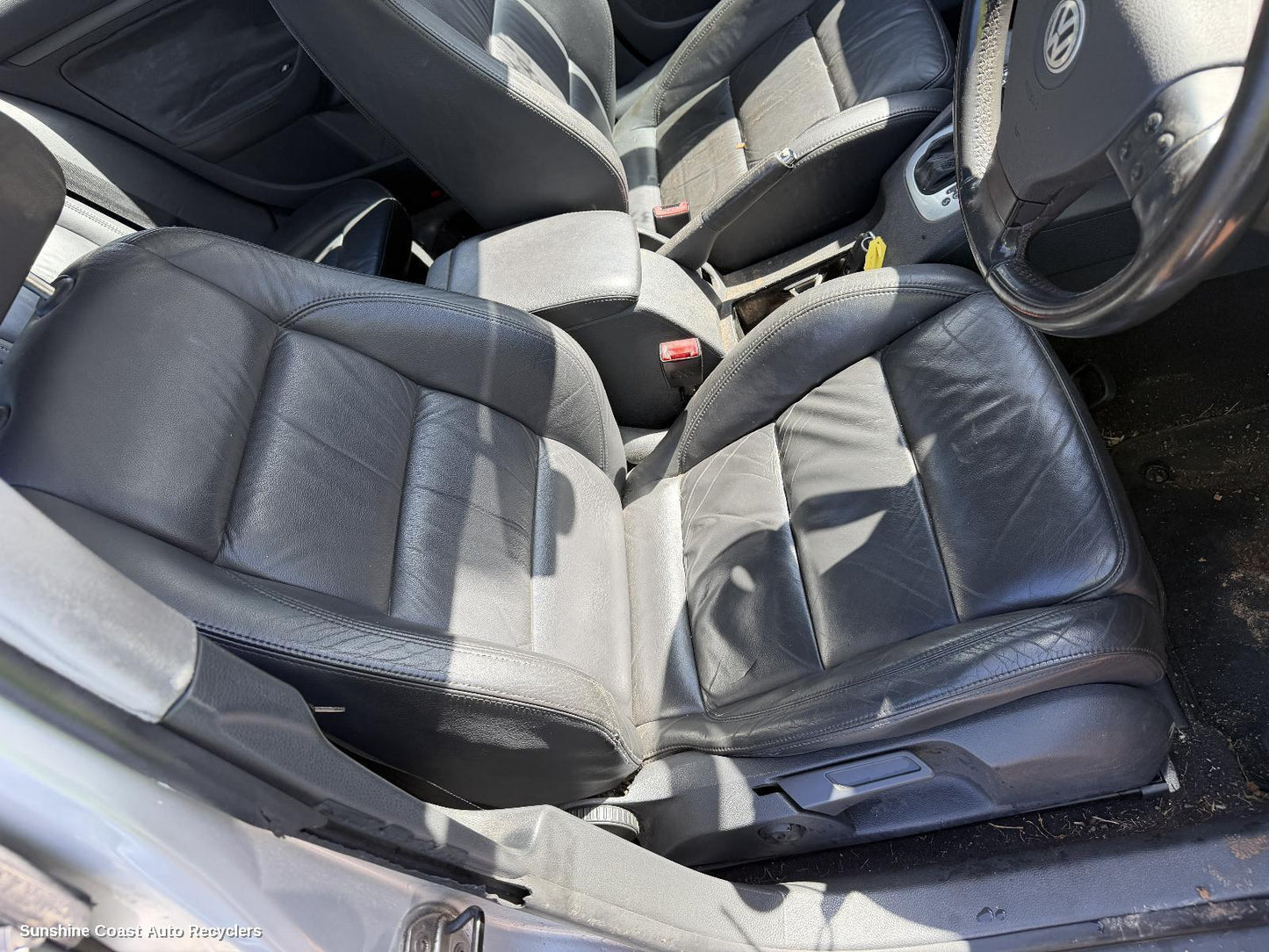 2004-2009 Volkswagen Golf Front Seat