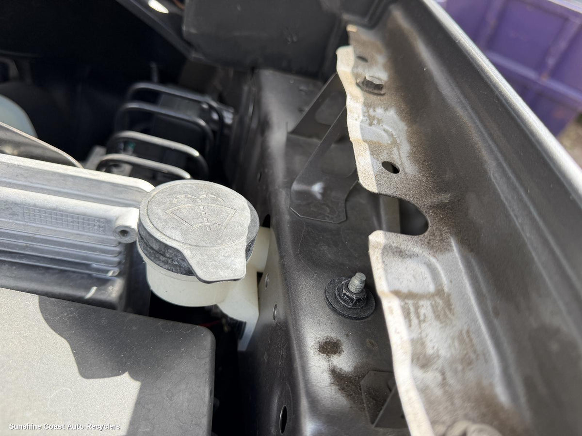 2021-2026 Ldv T60 Washer Bottle