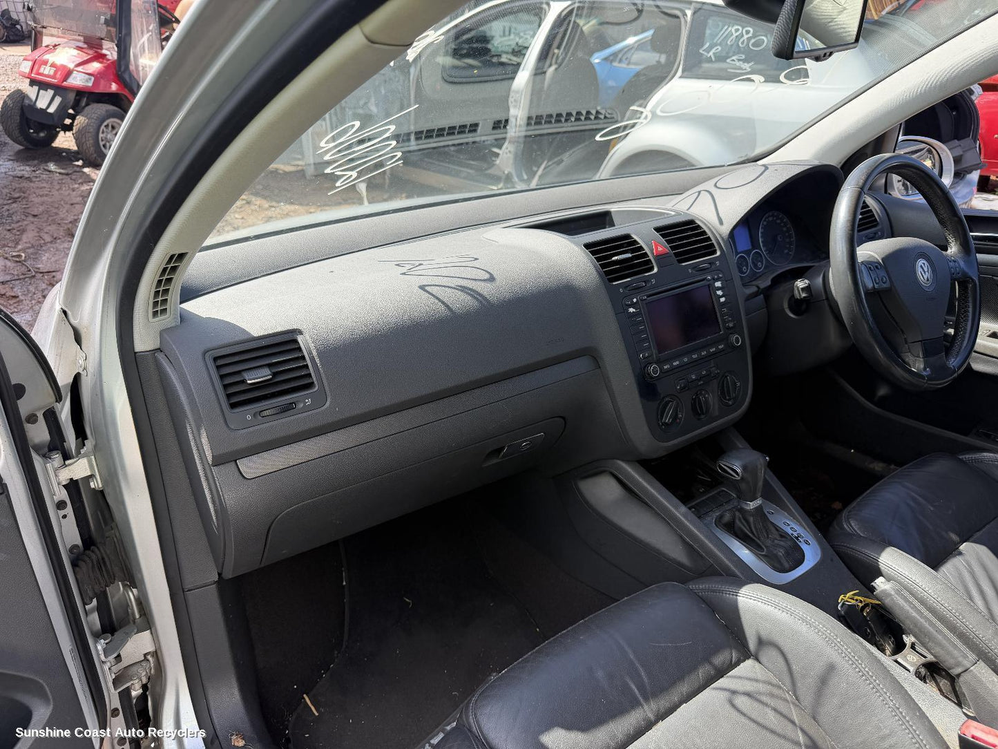 2004-2009 Volkswagen Golf Glove Box