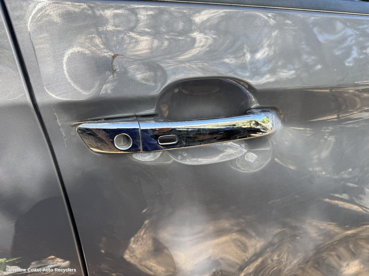 2020-2025 Mazda Bt50 Door Handle