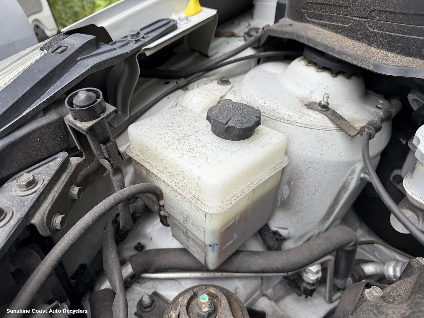 2010-2012 Hyundai I20 Overflow Bottle