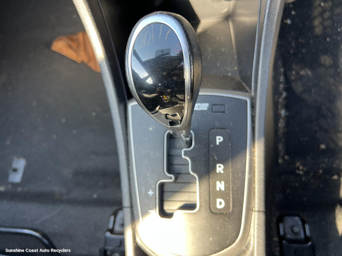 2011-2019 Hyundai Accent Gear Stick Shifter