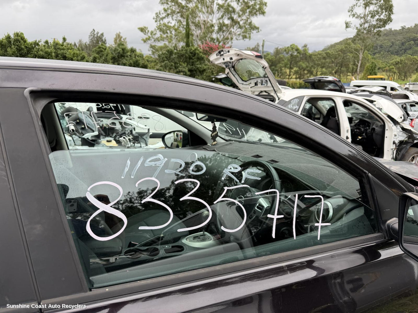 2007-2014 Nissan Dualis Right Front Door Window