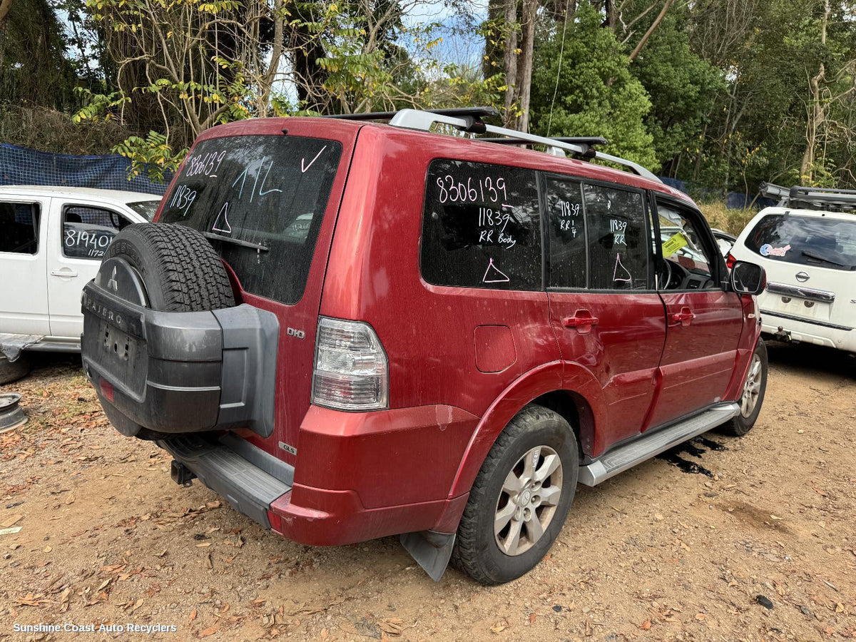 2008-2014 Mitsubishi Pajero Bootlid Tailgate