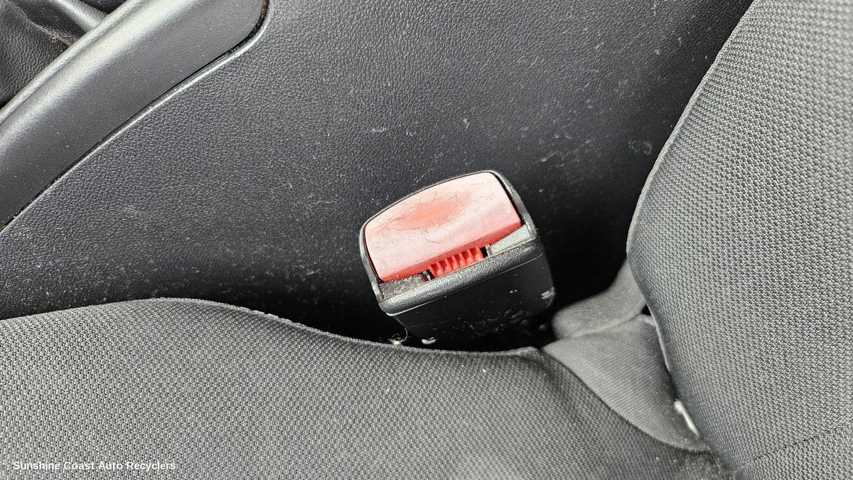 2010-2016 Renault Megane Seatbelt Stalk