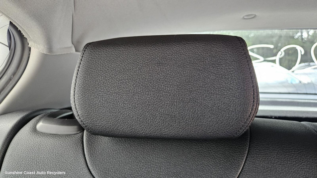 2011-2019 Bmw 1 Series Headrest