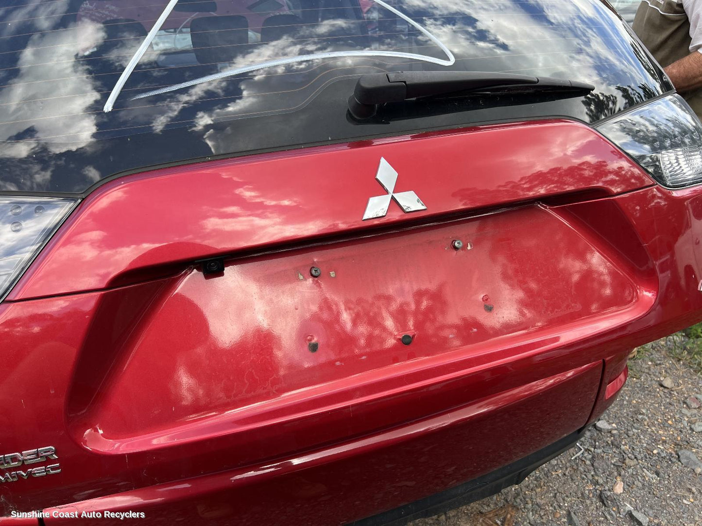 2012 Mitsubishi Outlander Rear Garnish