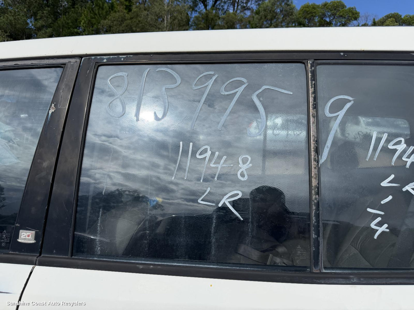 2000-2006 Mitsubishi Pajero Left Rear Door Window