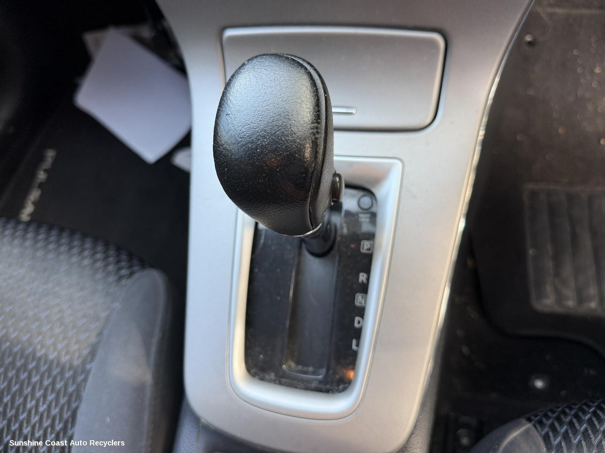 2012-2017 Nissan Pulsar Gear Stick Shifter
