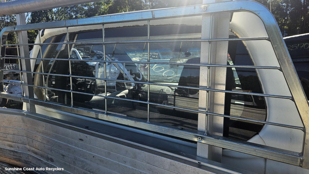 2009-2015 Mitsubishi Triton Rear Tailgate Glass