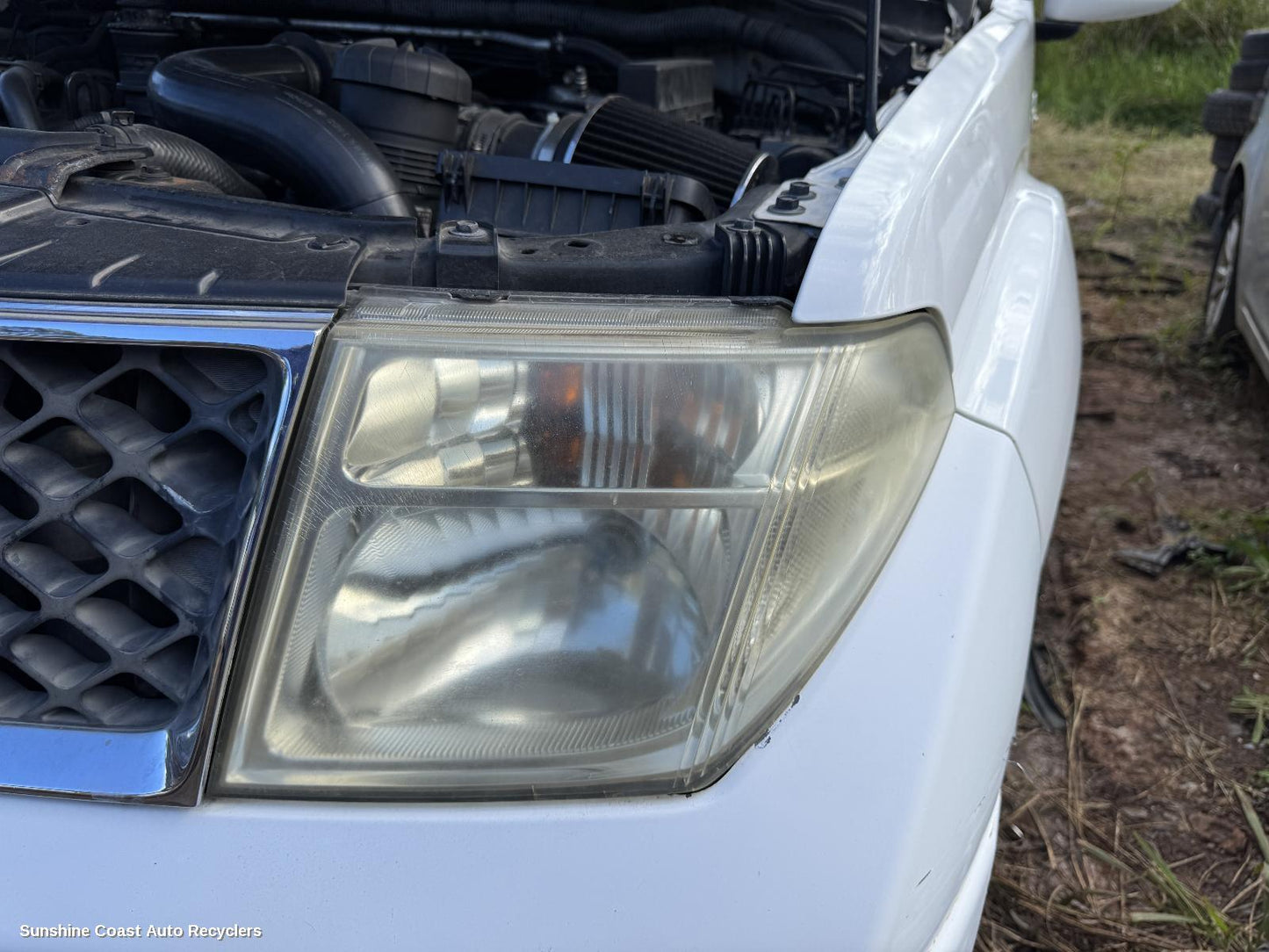 2005-2015 Nissan Navara Left Headlamp