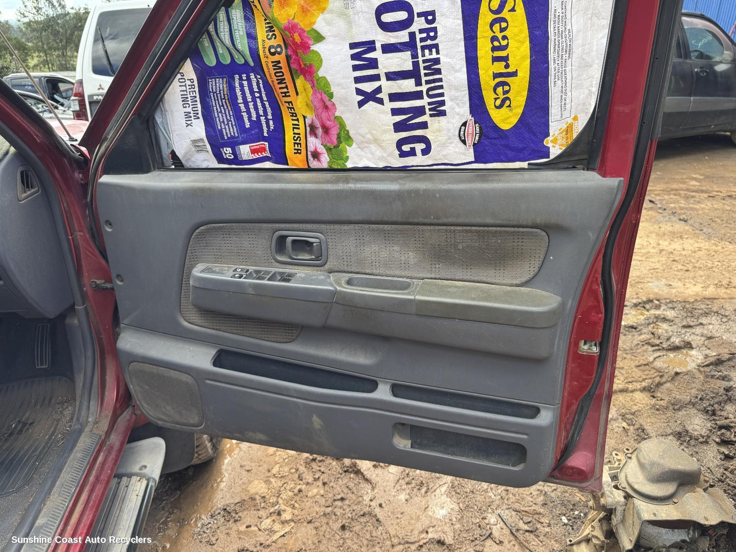 2003 Nissan Navara Door Trim