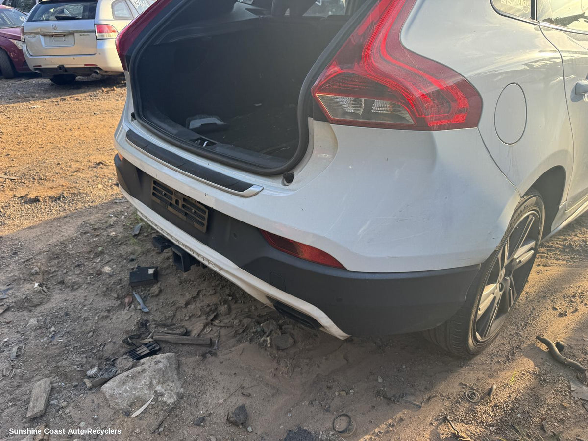 2013-2019 Volvo S40 Towbar