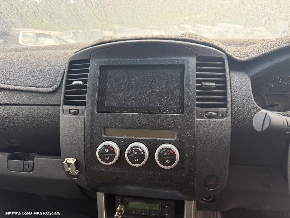 2010-2015 Nissan Navara Radio Cd Dvd Sat Tv