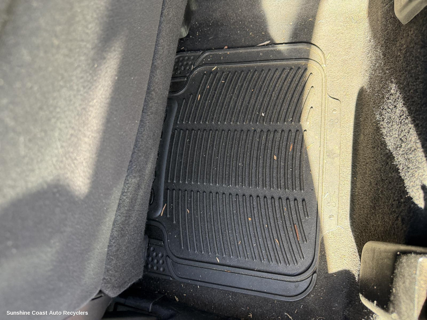 2014 Nissan Xtrail Floor Mats