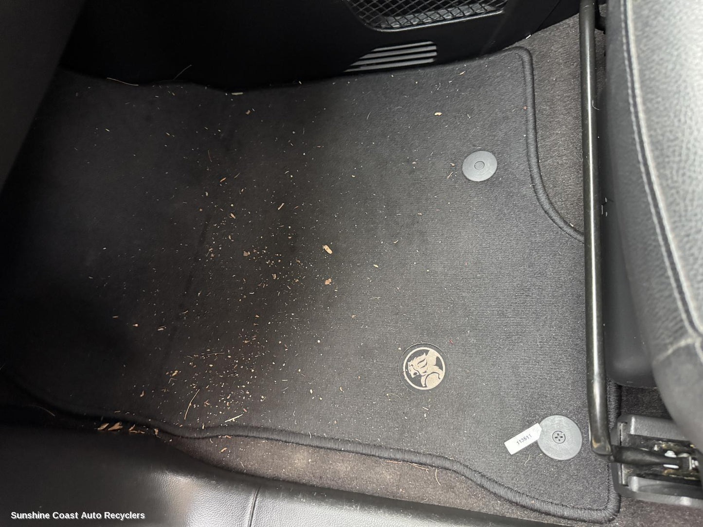 2013 Holden Captiva Floor Mats