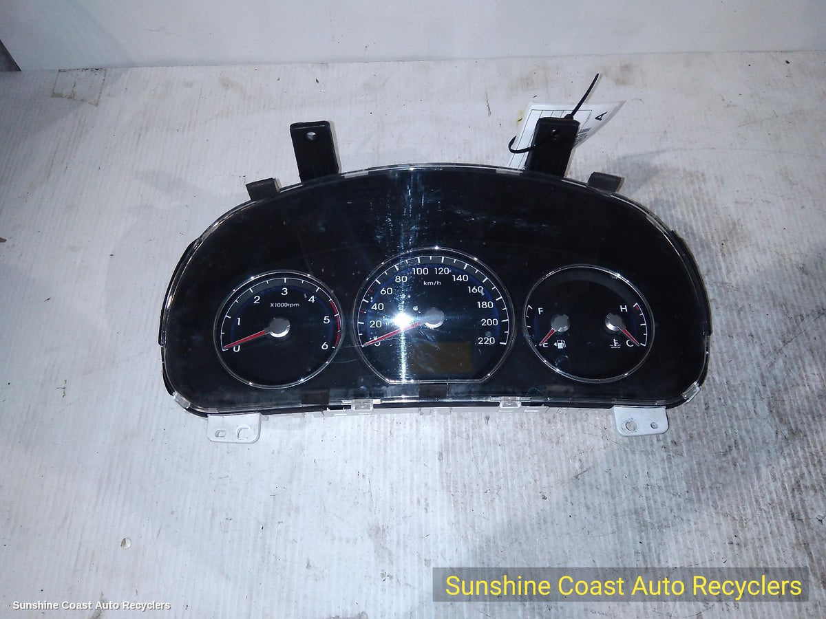 2009-2012 Hyundai Santa Fe Instrument Cluster