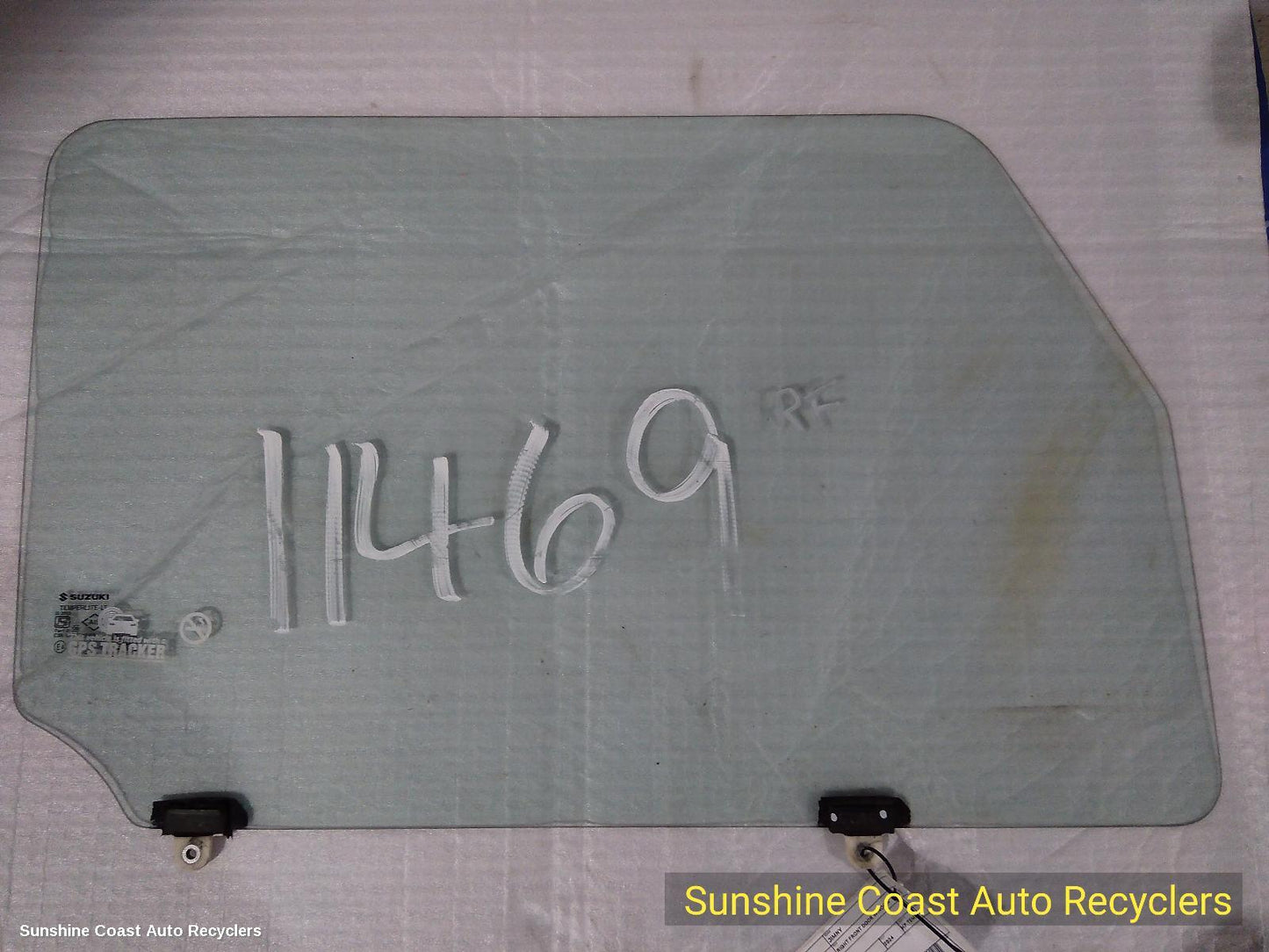 2024 Suzuki Jimny Right Front Door Window