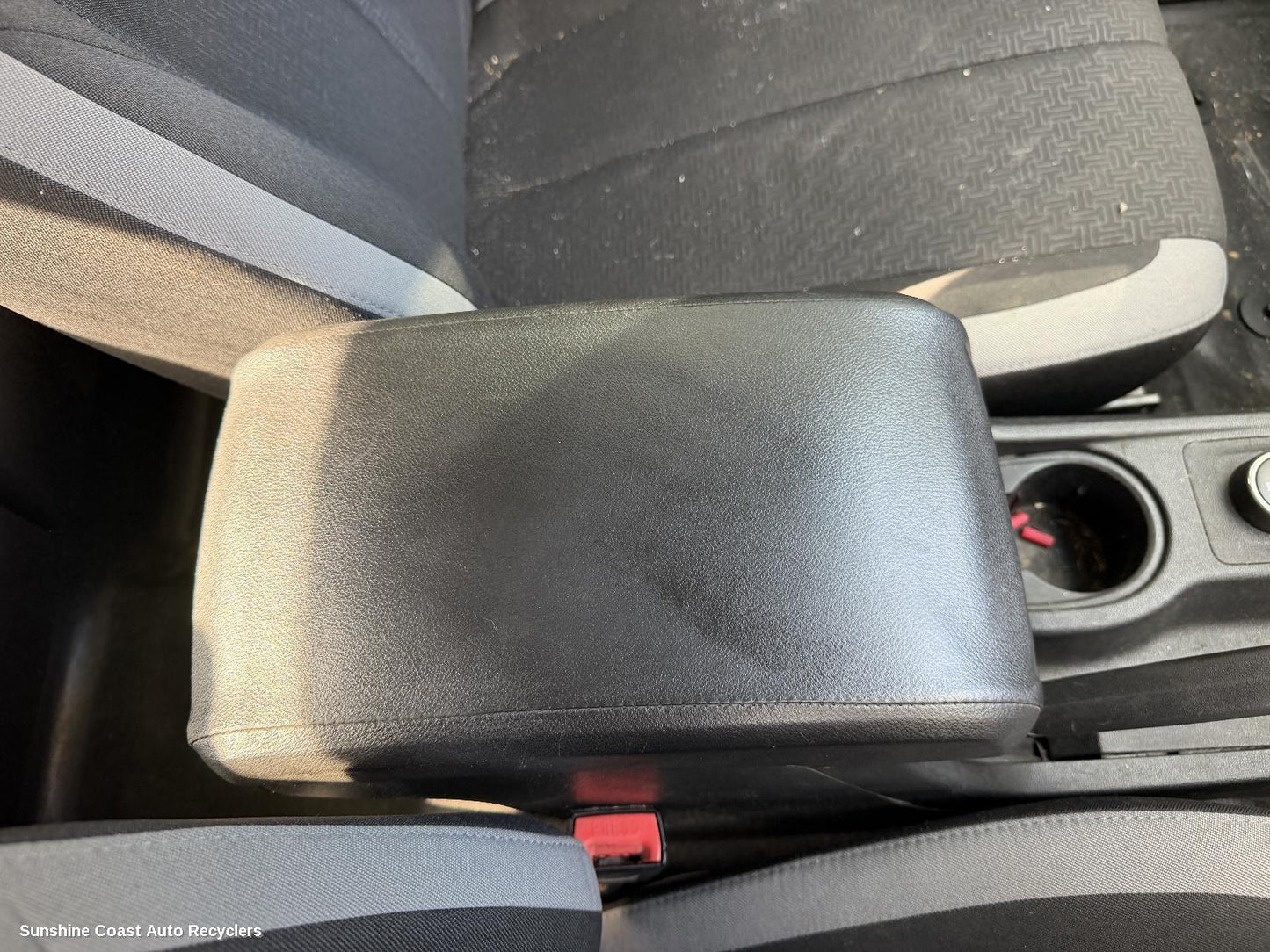 2012-2020 Holden Colorado Console
