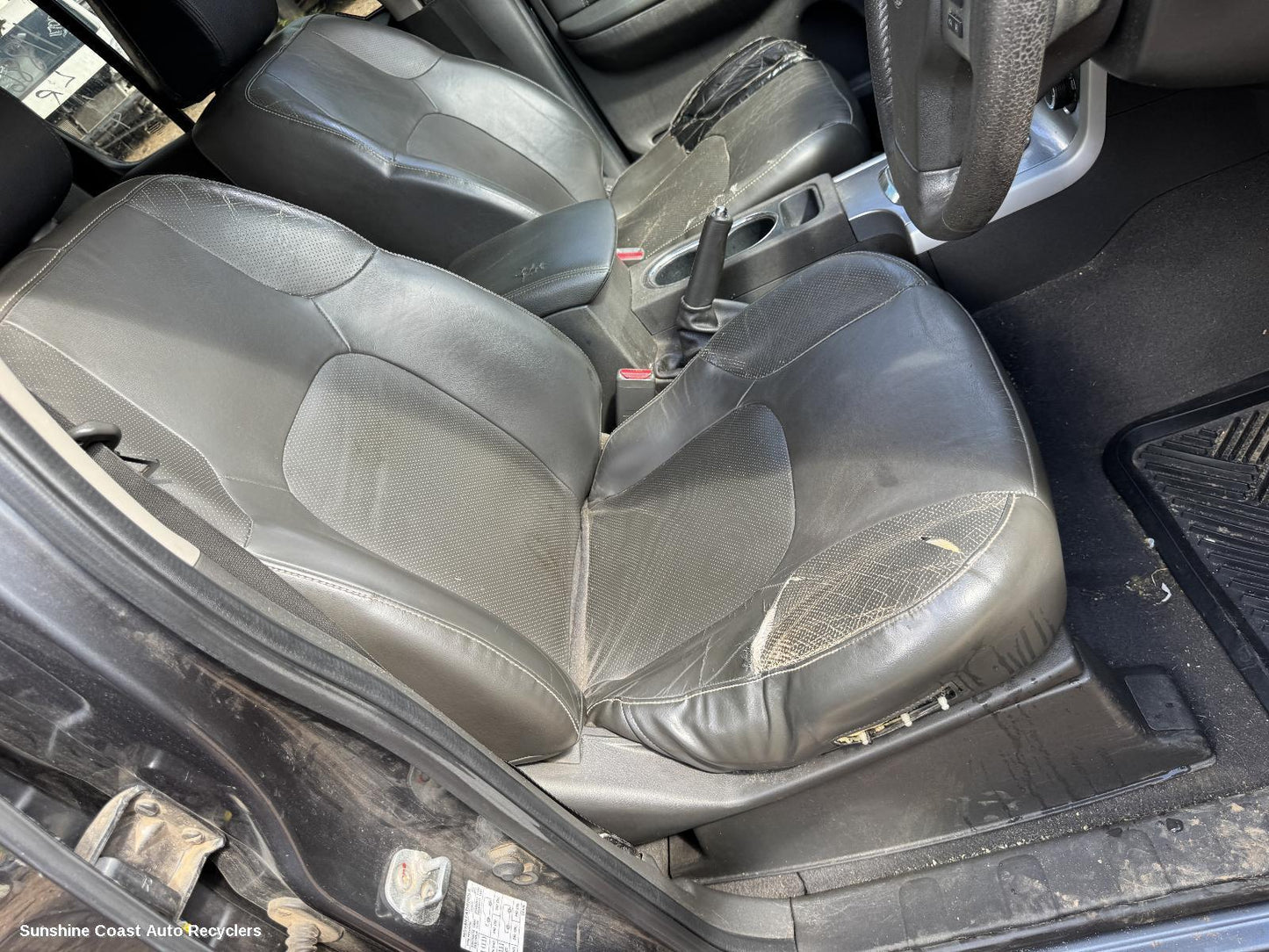 2012 Nissan Pathfinder Front Seat