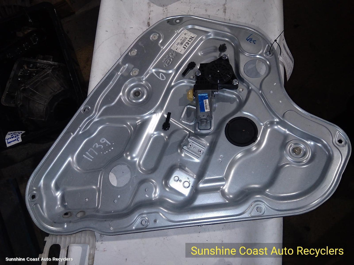 2007-2012 Hyundai I30 Left Rear Wnd Reg Motor