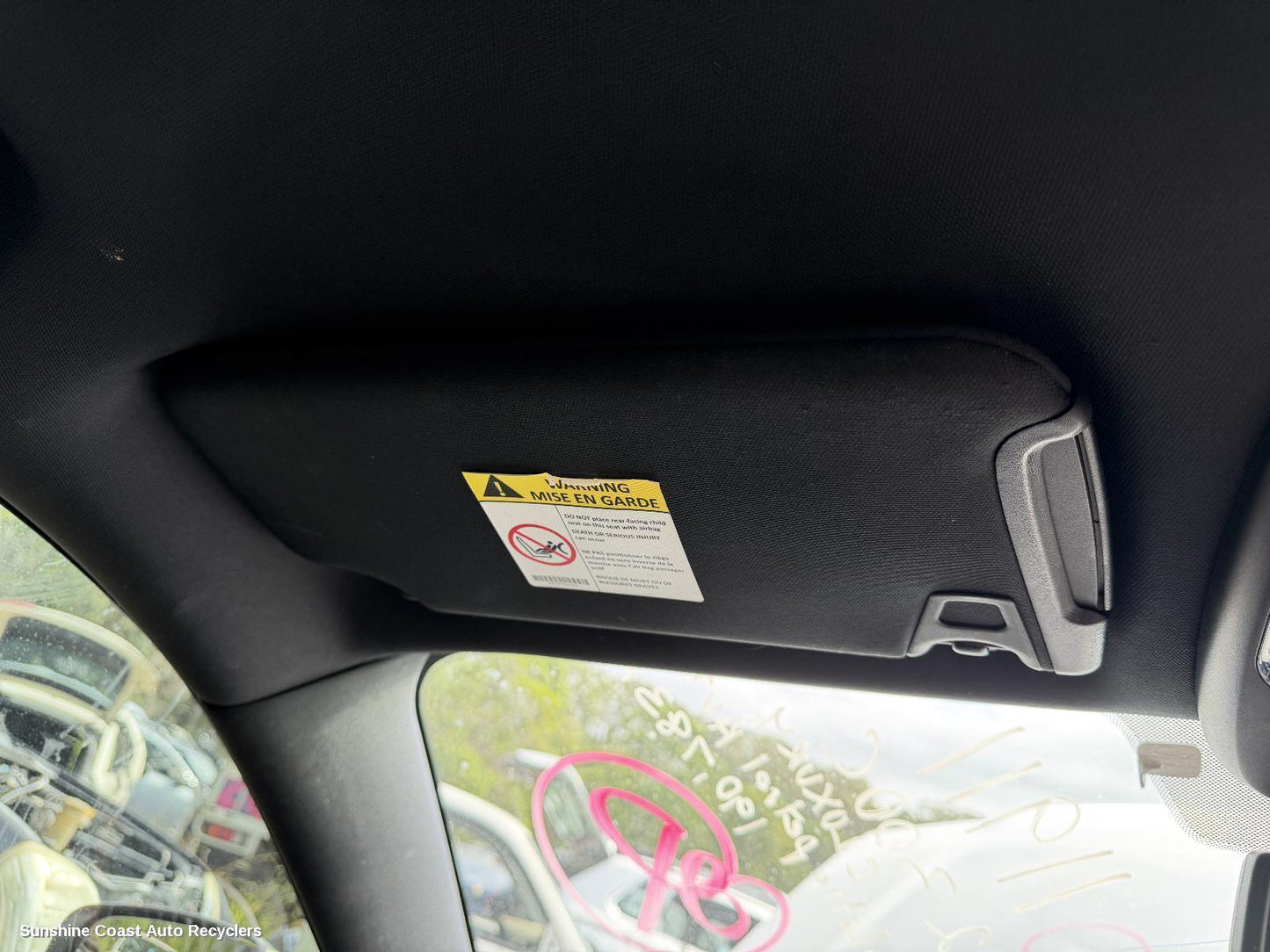 2012 Chrysler 300c Sunvisor