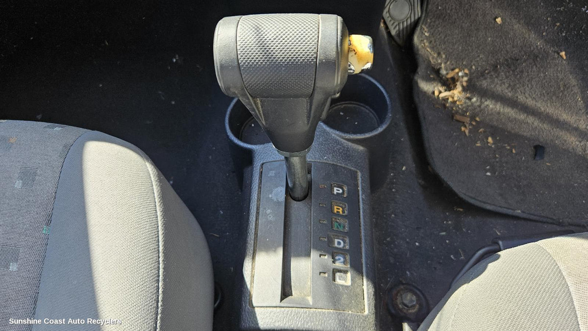 2002-2005 Hyundai Getz Gear Stick Shifter